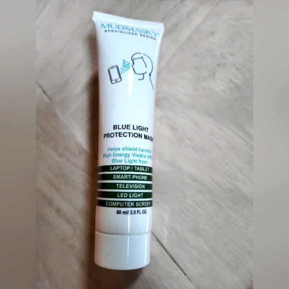 Mudmasky Skincare Blue Light Protection Mask - Picture 1 of 2